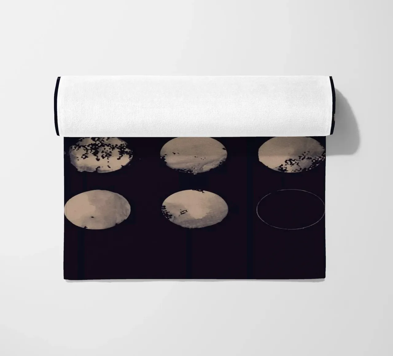 Twelve Moons telo mare da Florent Bodart