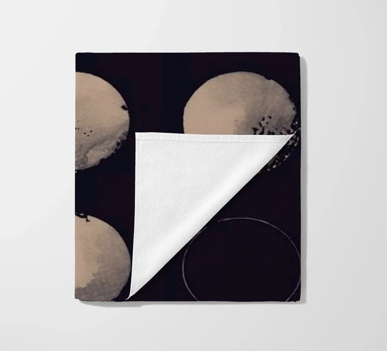 Twelve Moons telo mare da Florent Bodart