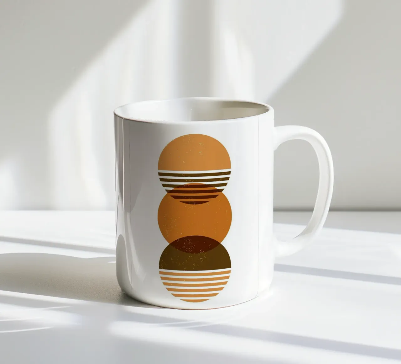 forme geometriche tazza in ceramica da Jonathan R NASH