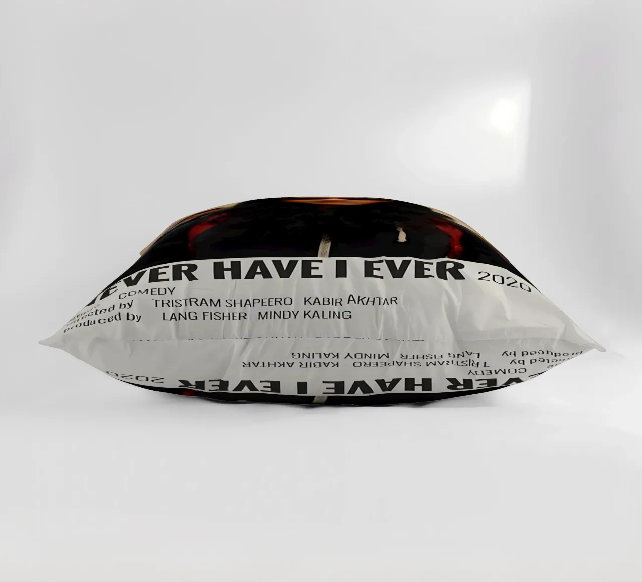 NEVER HAVE I EVER 2020 cuscino da MVFminimalist