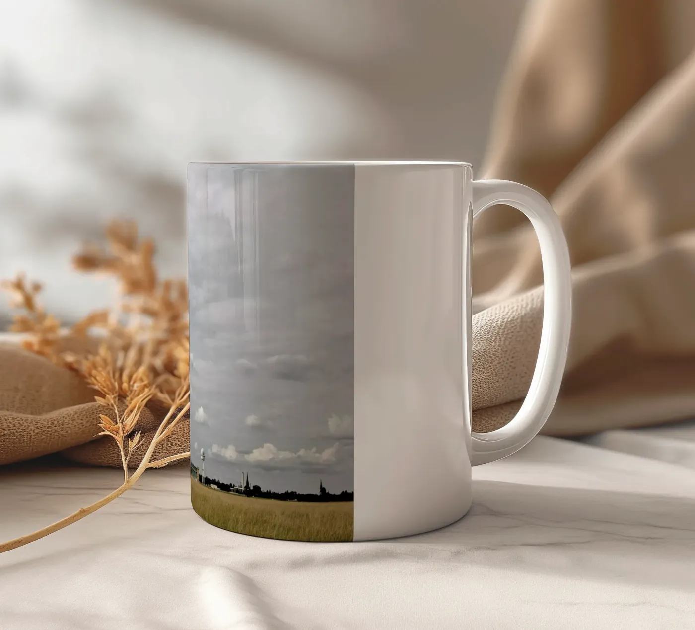 Tempelhof ceramic mug by Marc Gruninger