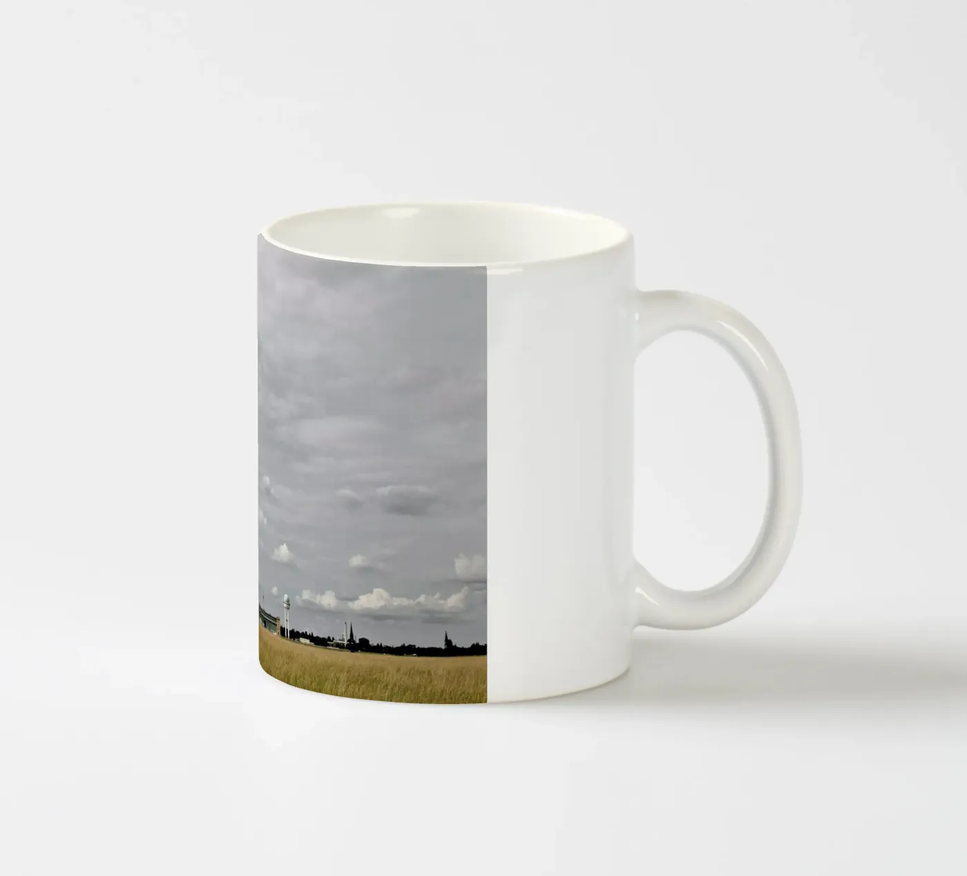 Tempelhof ceramic mug by Marc Gruninger