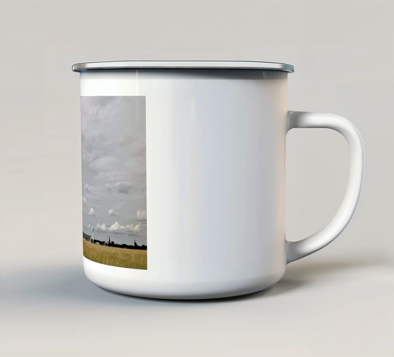 Tempelhof tazza in smalto da Marc Gruninger