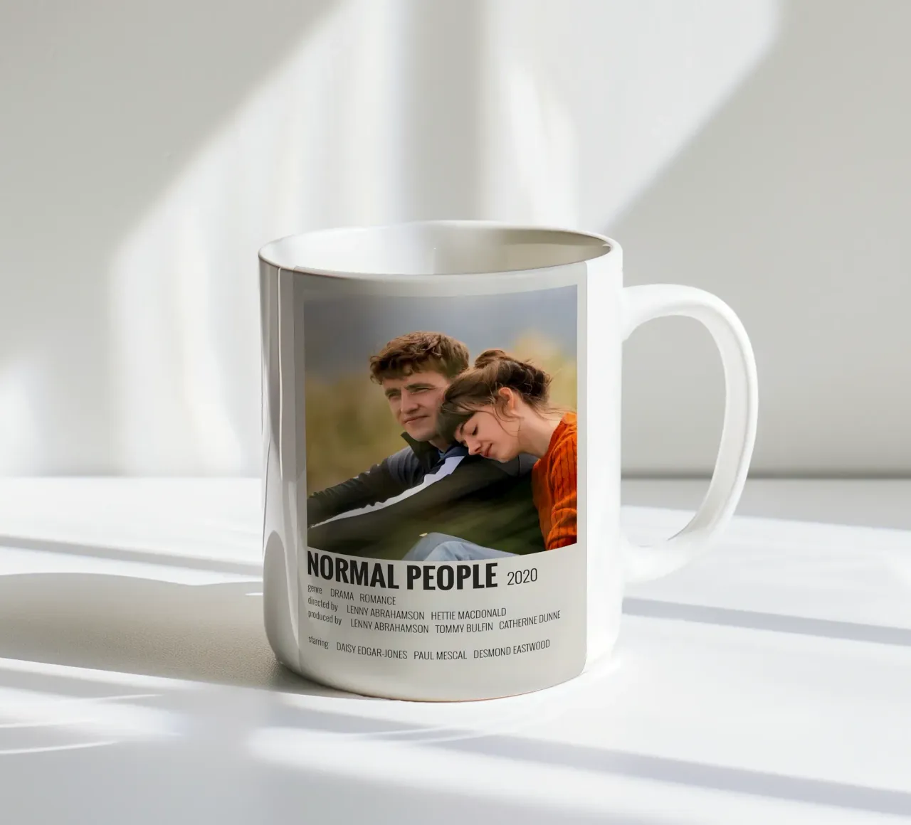 NORMAL PEOPLE 2020 tazza in ceramica da MVFminimalist