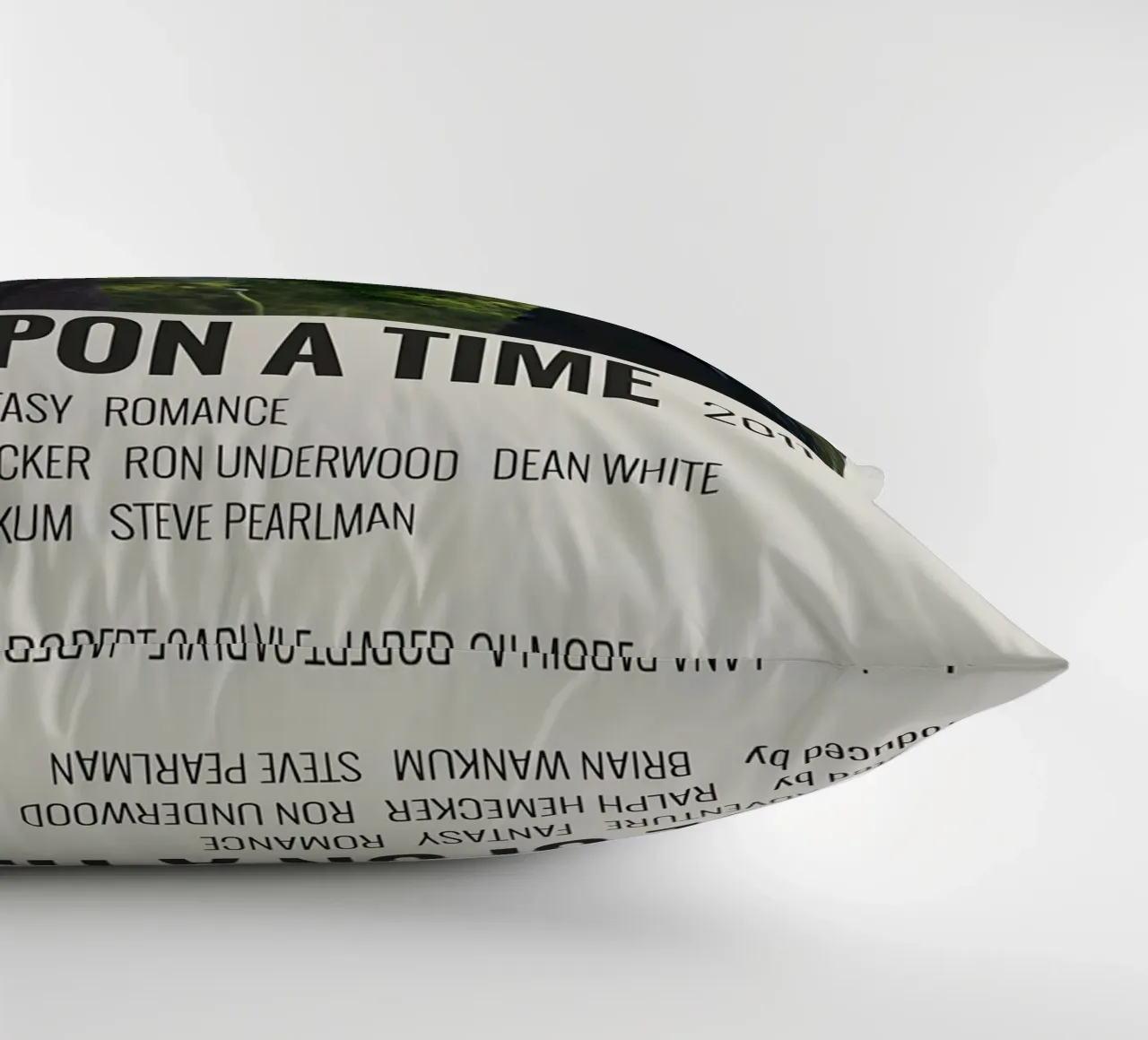 ONCE UPON A TIME 2011 cuscino da MVFminimalist