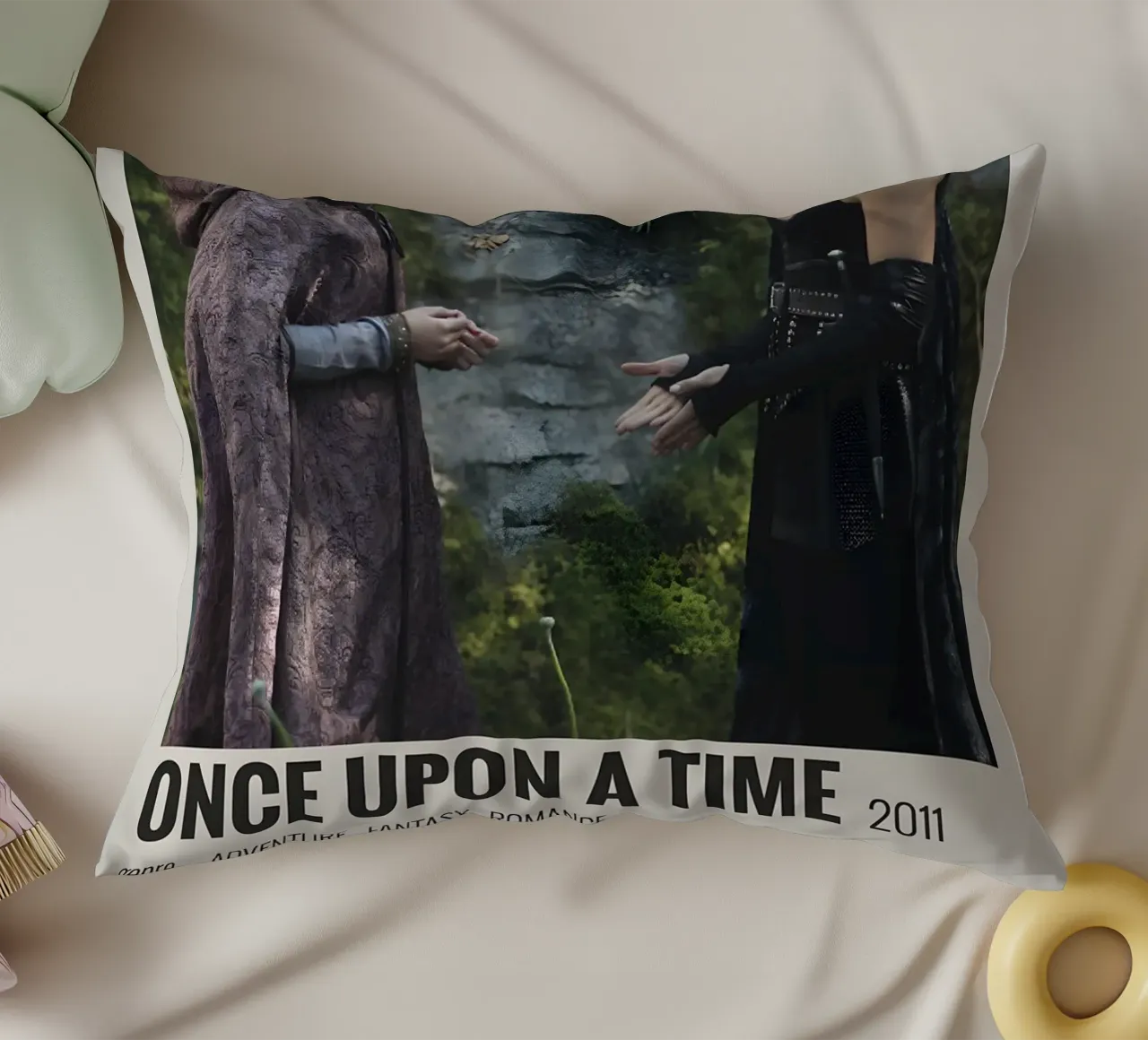 ONCE UPON A TIME 2011 cuscino da MVFminimalist