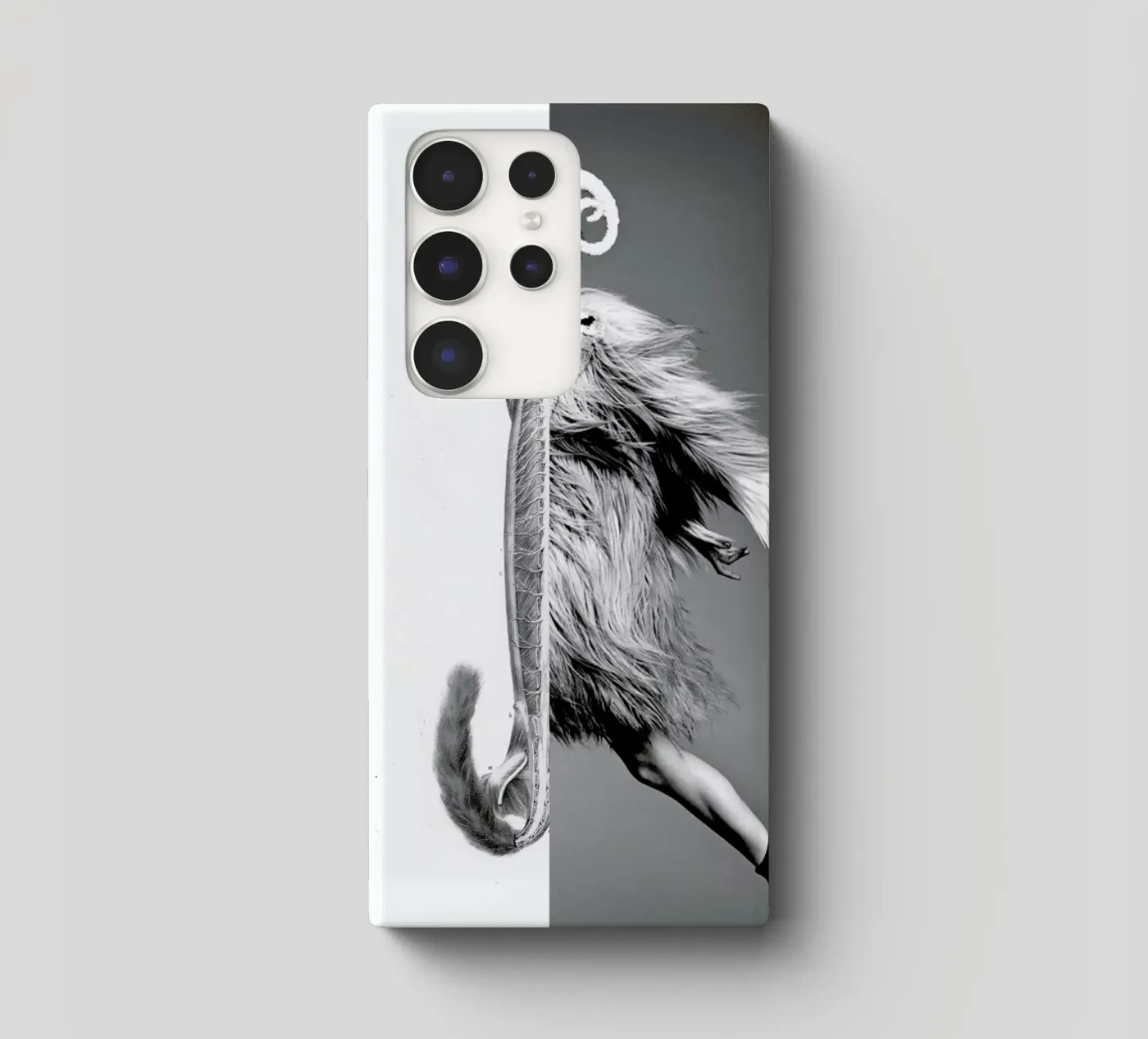 Monkey Lady cover samsung da Taher Mhamdi