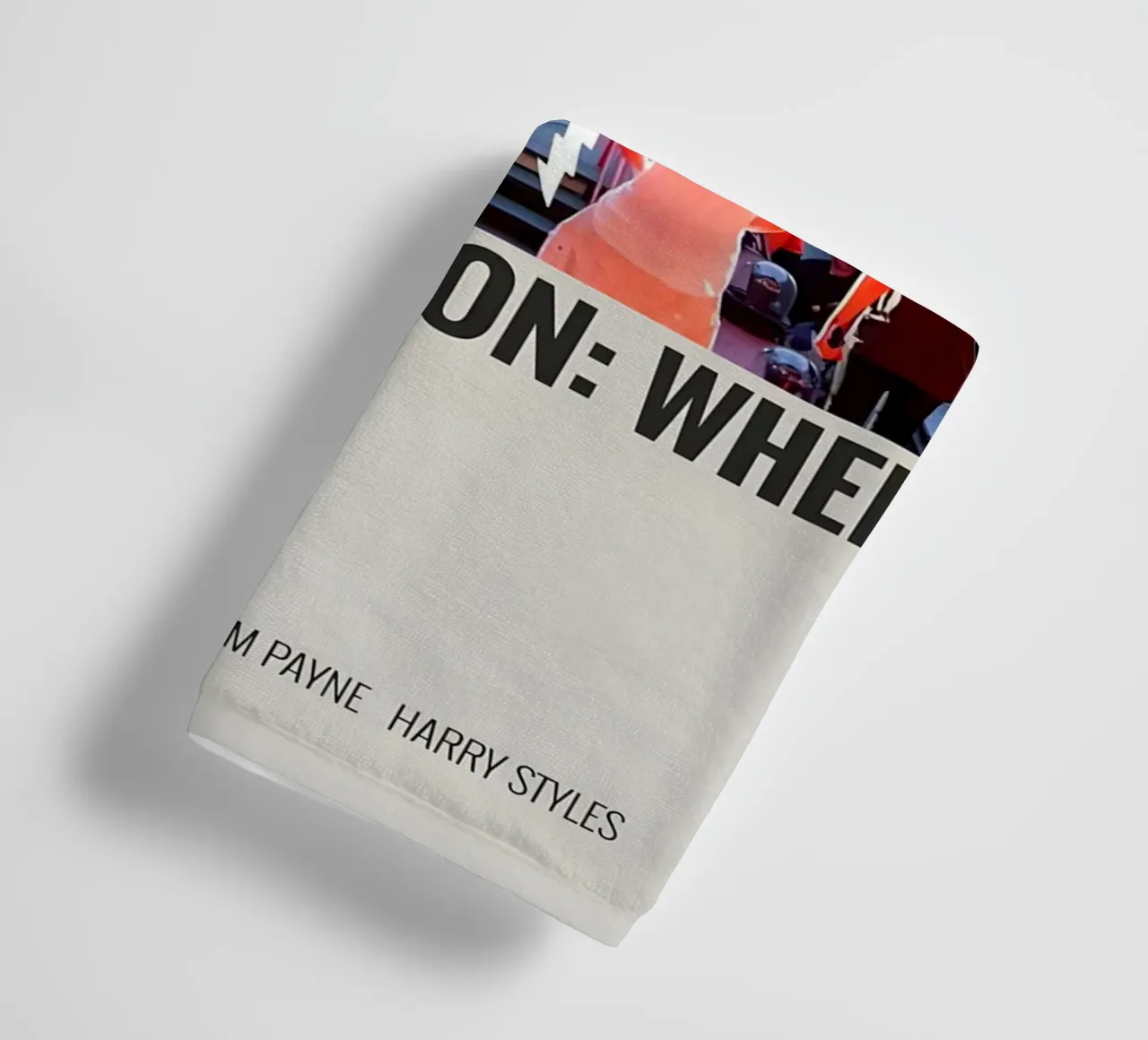 ONE DIRECTION WHERE WE ARE 2014 asciugamano da bagno da MVFminimalist