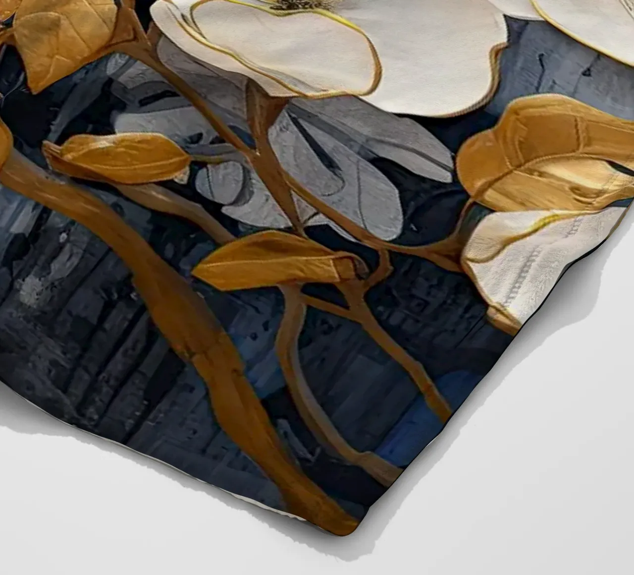 Fiori con foglie dorate coperta in pile da Imagine