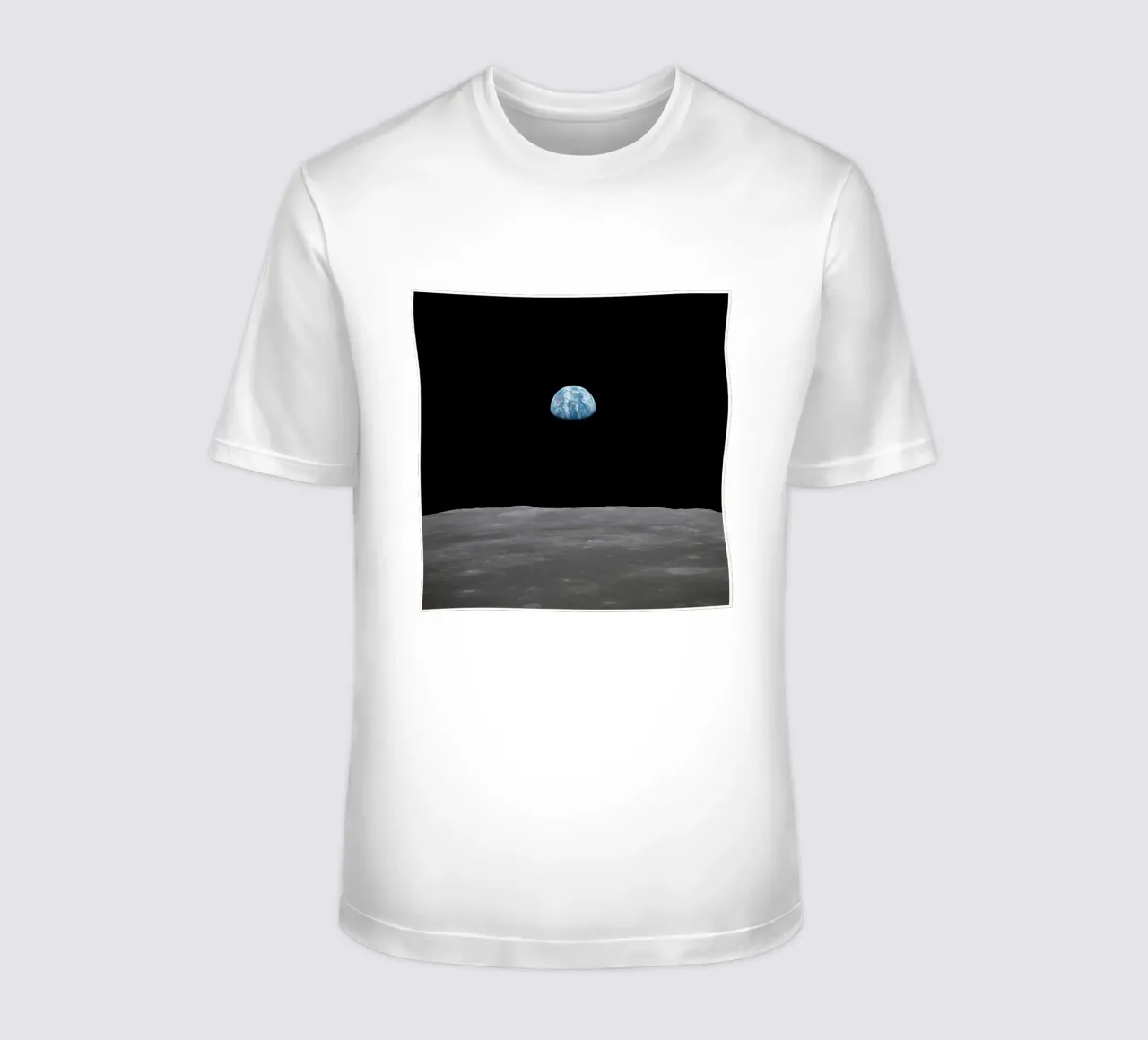 L'Apollo 11 si alza dalla terra sopra la luna, luglio 1969 t-shirt da harris shop