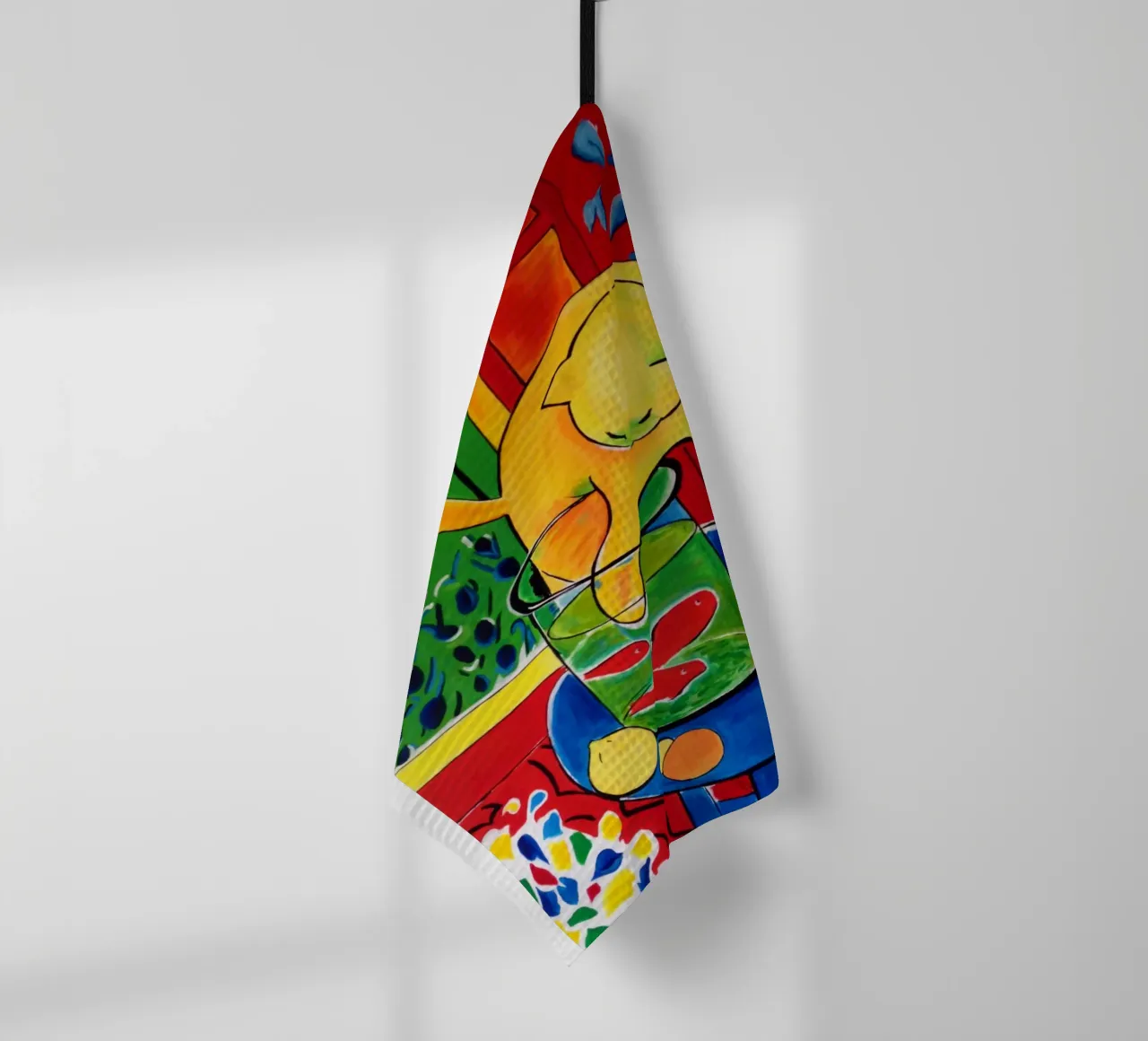 un chat mangeant du poisson dans un bocal torchon de sazkia art