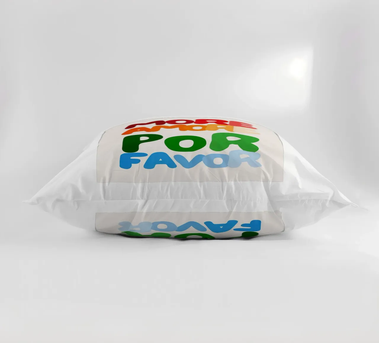 More Amore Por Favor (White) cuscino da Attaboy Dsgn