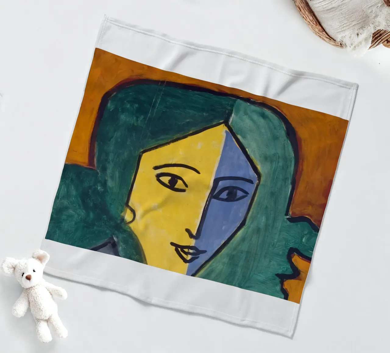 donna a due facce coperta in pile da sazkia art