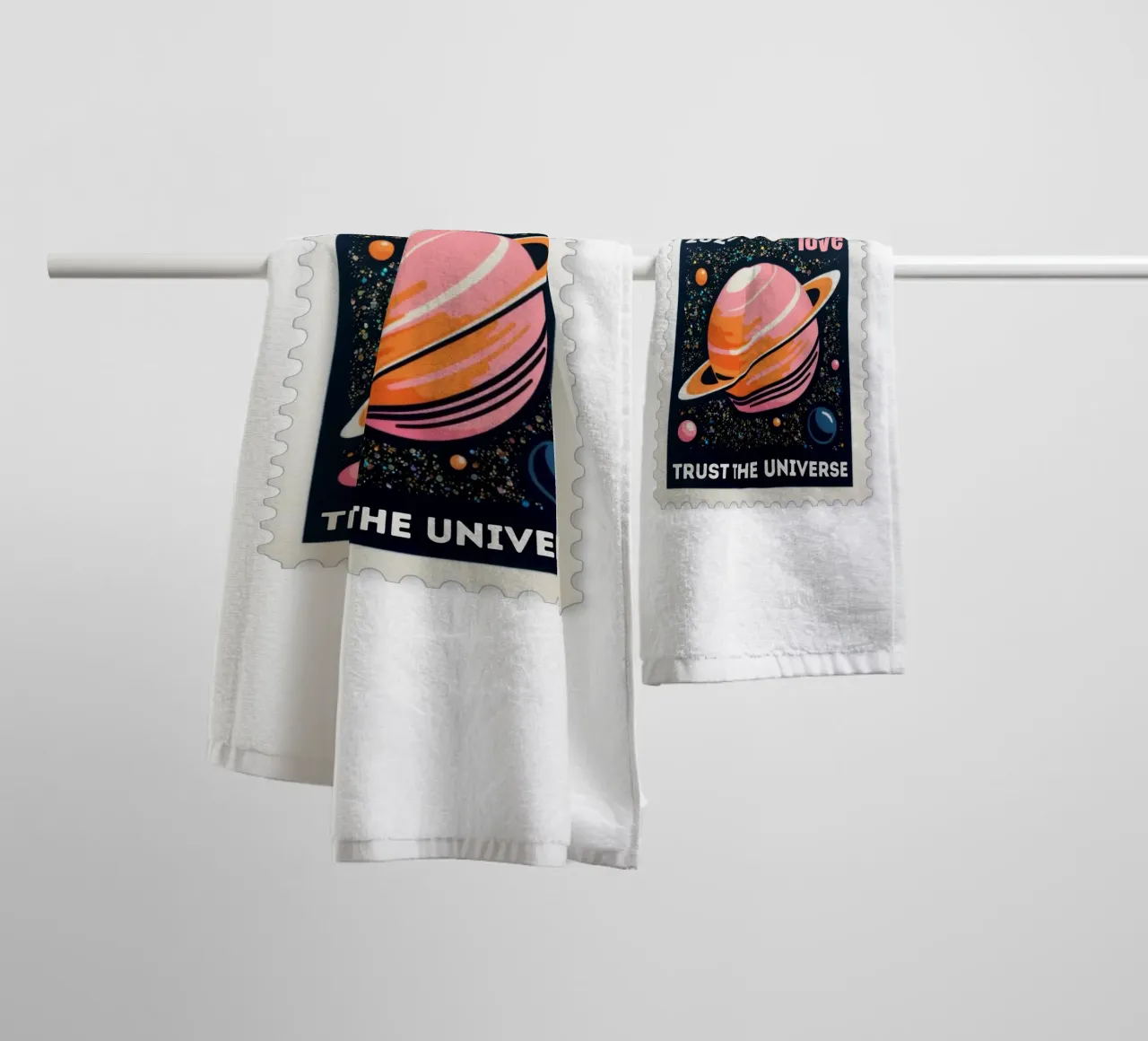 trust the universe briefmarke asciugamano da bagno da fummelhummel