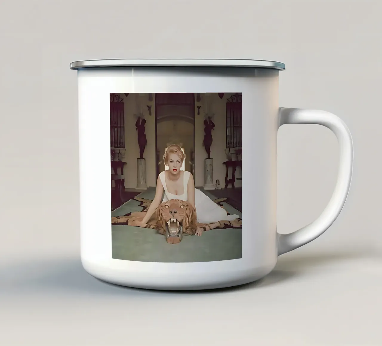 Slim Aarons - La bella e la bestia tazza in smalto da kaitlinparkershop
