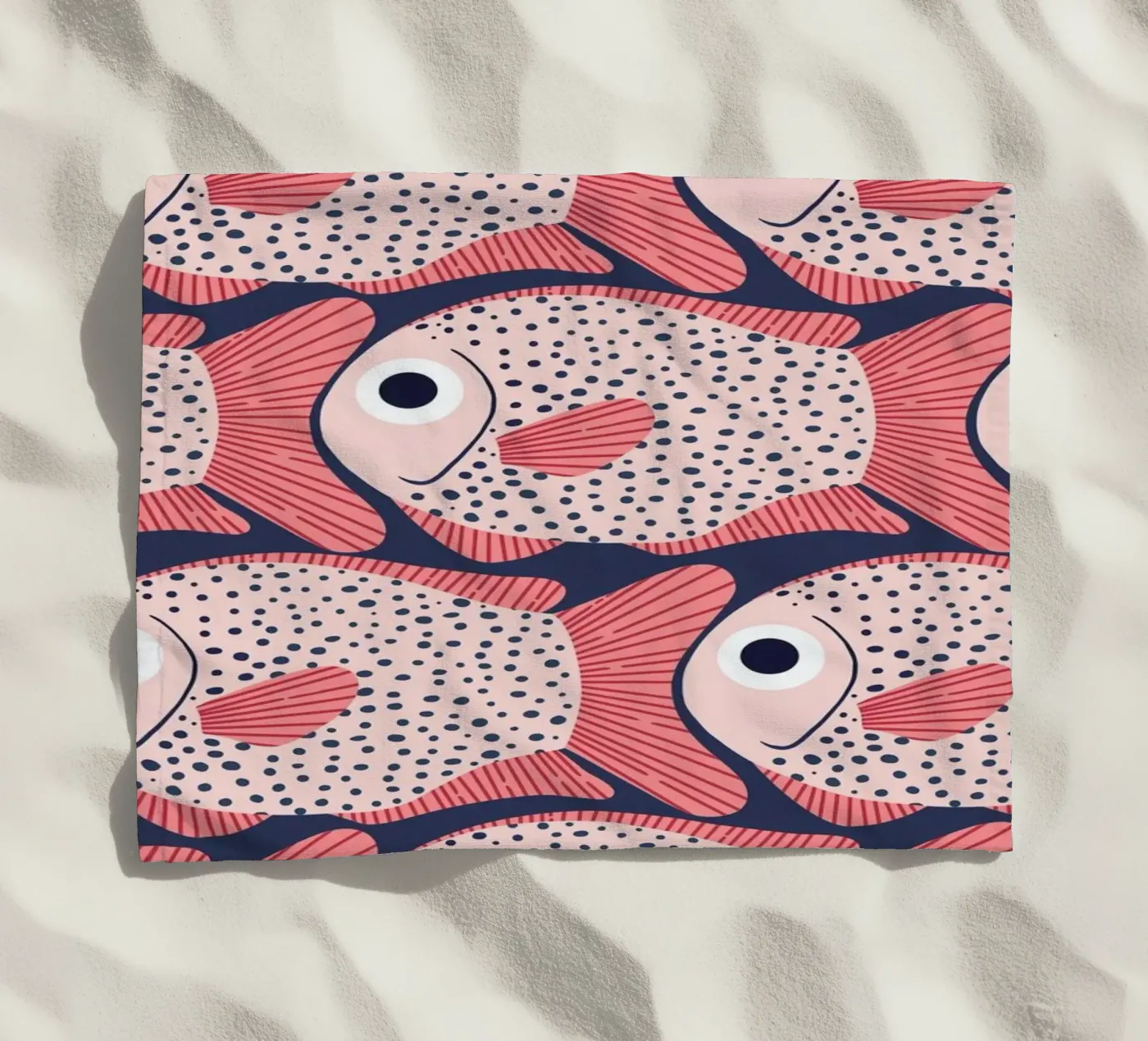 Pink Fish Pattern telo mare da Laura Graves