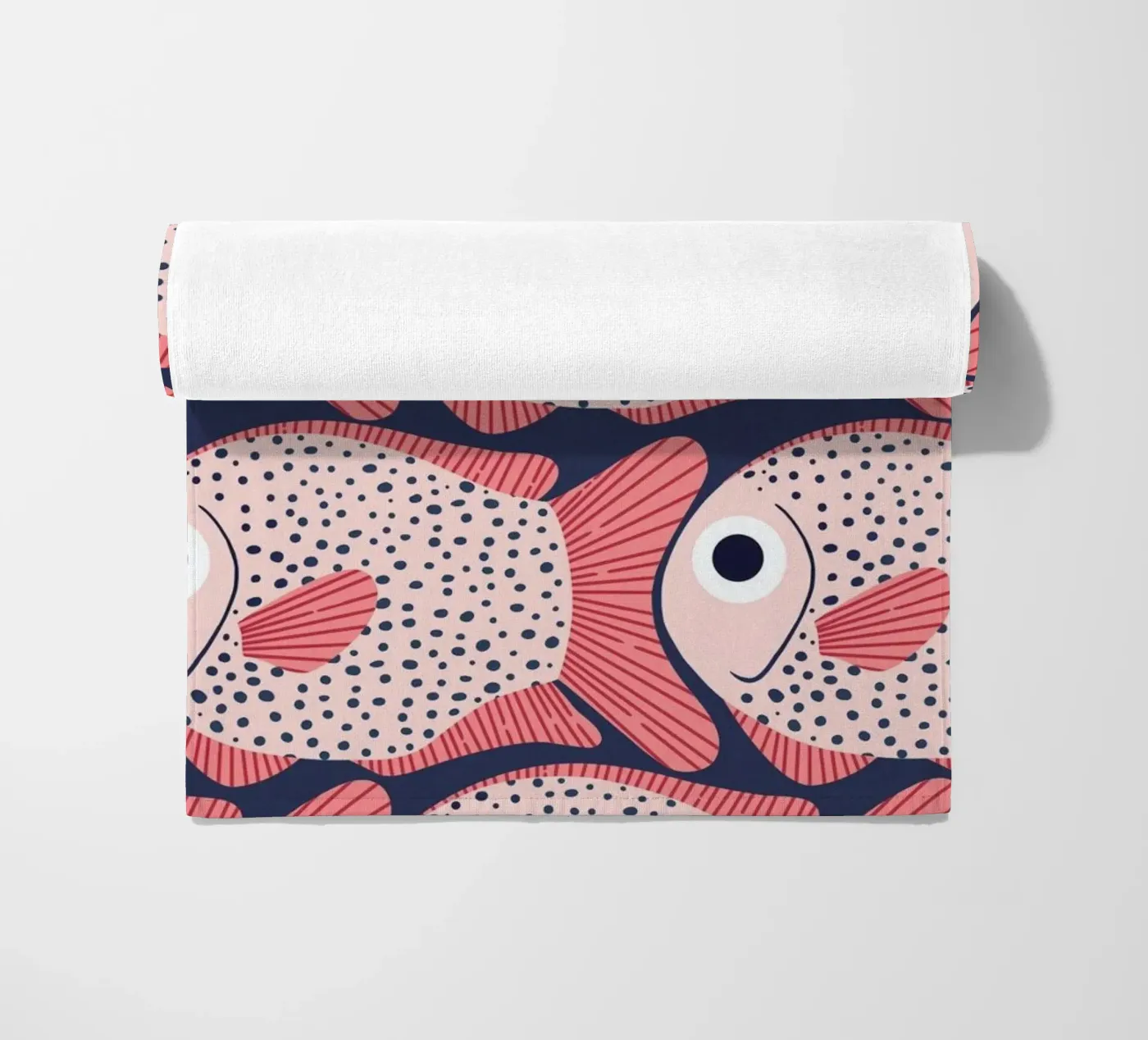 Pink Fish Pattern Strandtuch von Laura Graves
