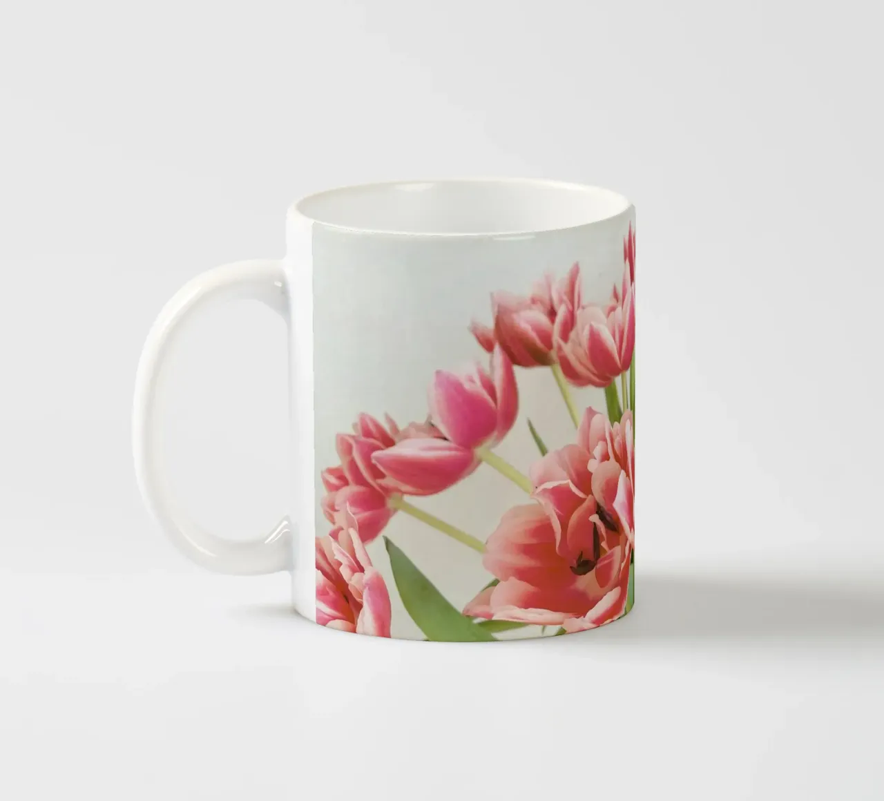 Arco dei tulipani tazza in ceramica da Cassia Beck Photography