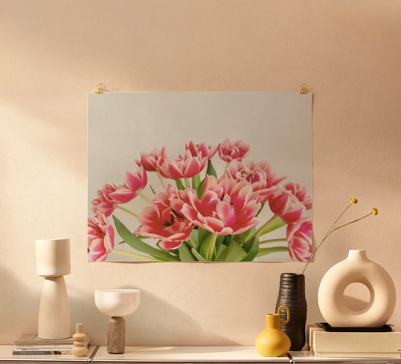 Tulp boog poster met kunststof frame van Cassia Beck Photography