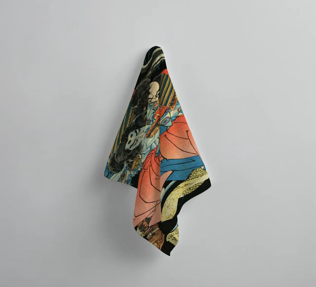 Démon se battant avec un samouraï - Ancien art japonais Ukiyo-e serviette de bain de Masterpieces Of Japanese Art