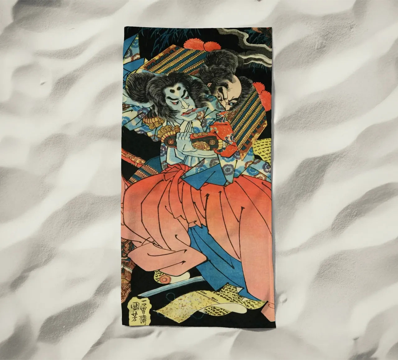 Démon se battant avec un samouraï - Ancien art japonais Ukiyo-e serviette de plage de Masterpieces Of Japanese Art