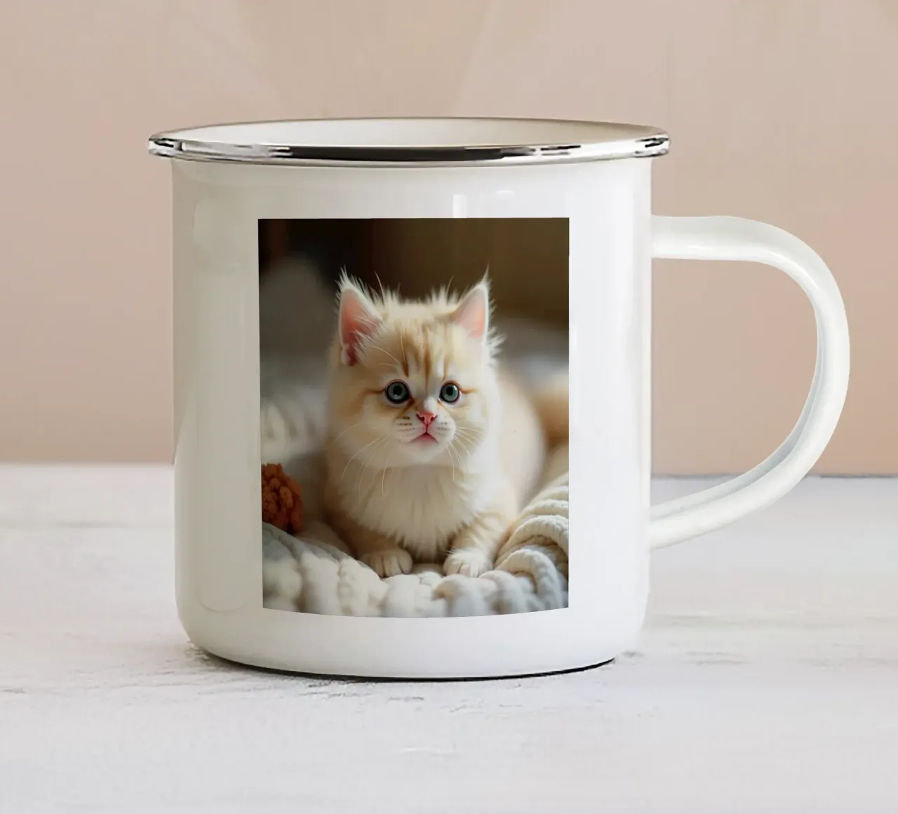 Gatto carino arancione tazza in smalto da brockcon Shop
