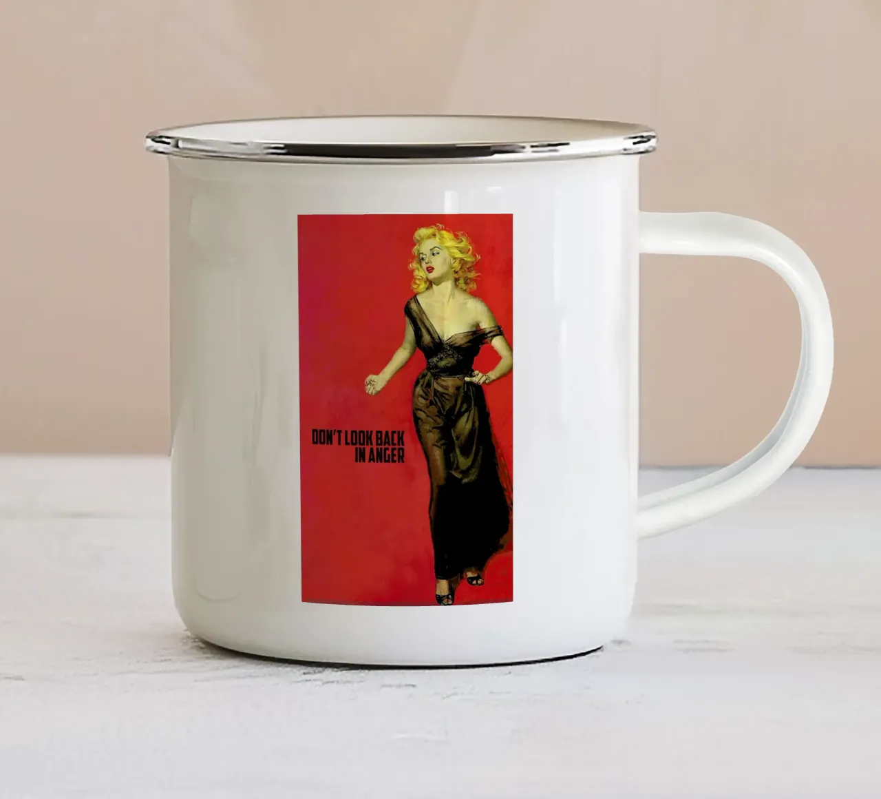 Don't Look Back In Anger tazza in smalto da Gallery Print and Art Limited