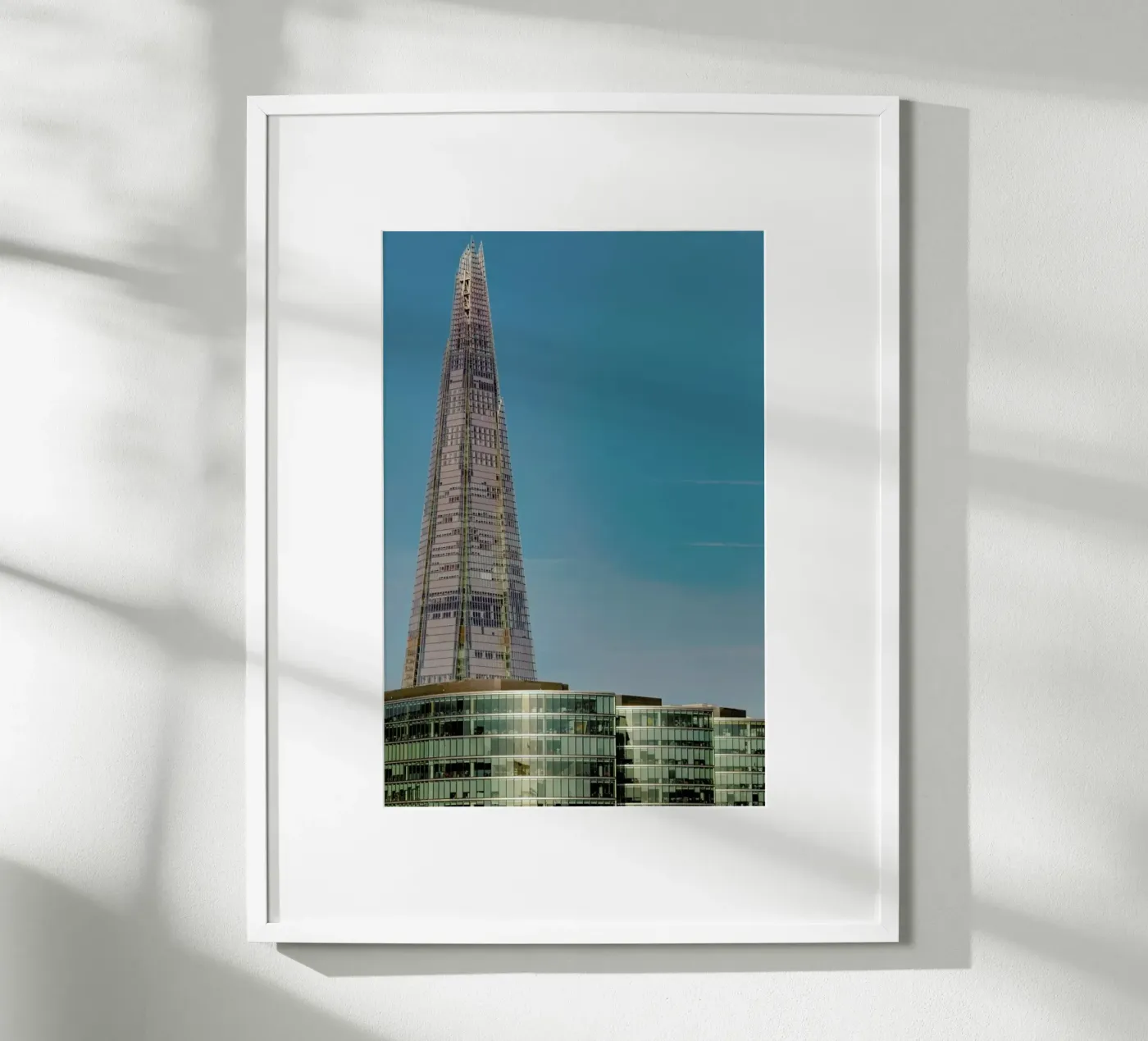 Shard poster de Michael Belhadi
