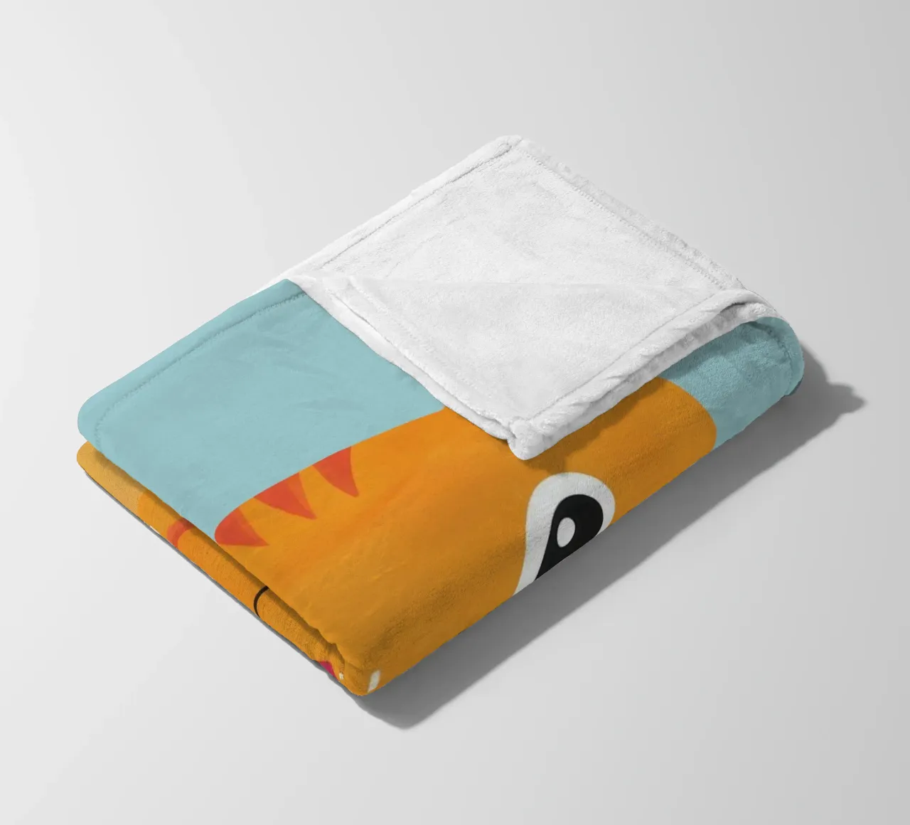 soriano arancione giocherellone con uno sguardo audace e felice coperta in pile da DesignDoodle