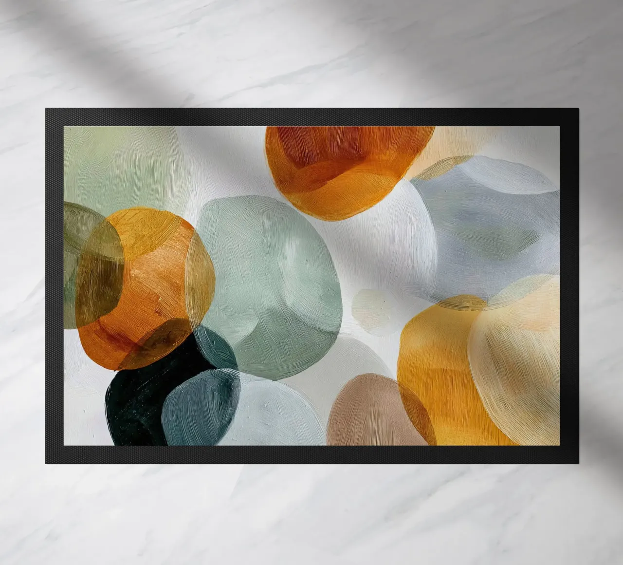 Zachte overlapping in aardetinten Abstracte kunst deurmat van Artbyvo