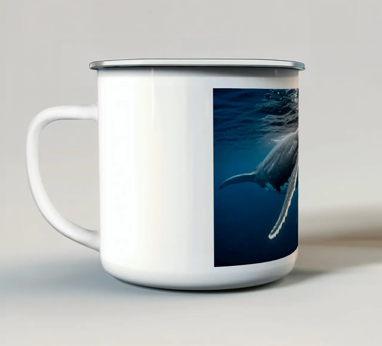 Balena con il suo vitello tazza in smalto da Wild Beauty