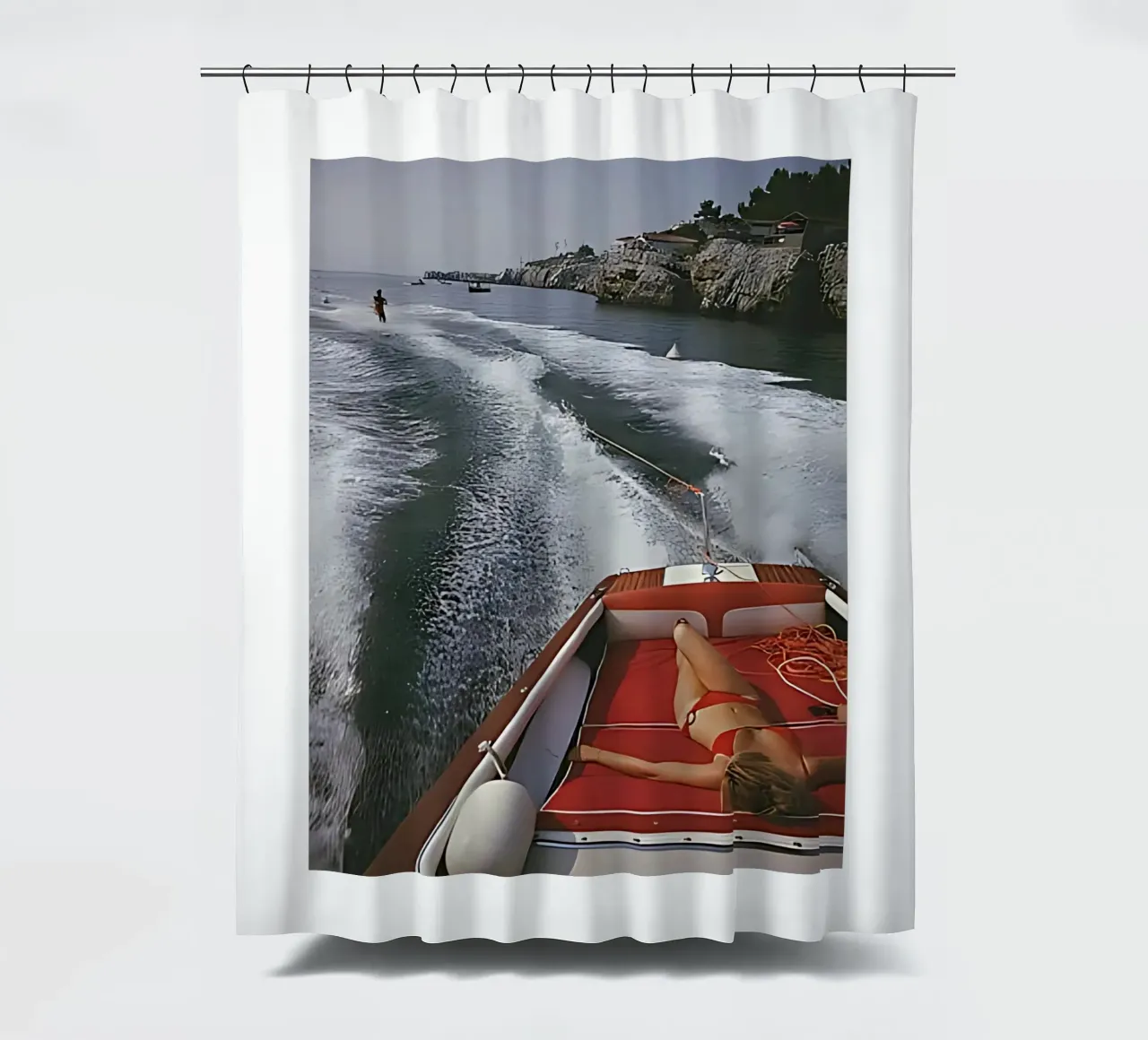 Slim Aarons - Freizeit in Antibes Duschvorhang von kaitlinparkershop