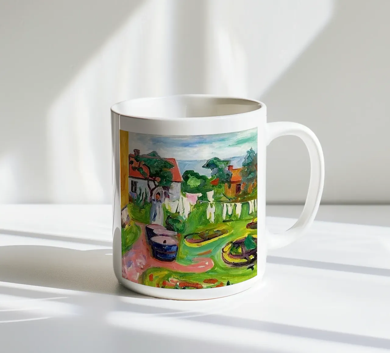 Edvard Munch - Villaggio Astratto tazza in ceramica da Rachel Gallery