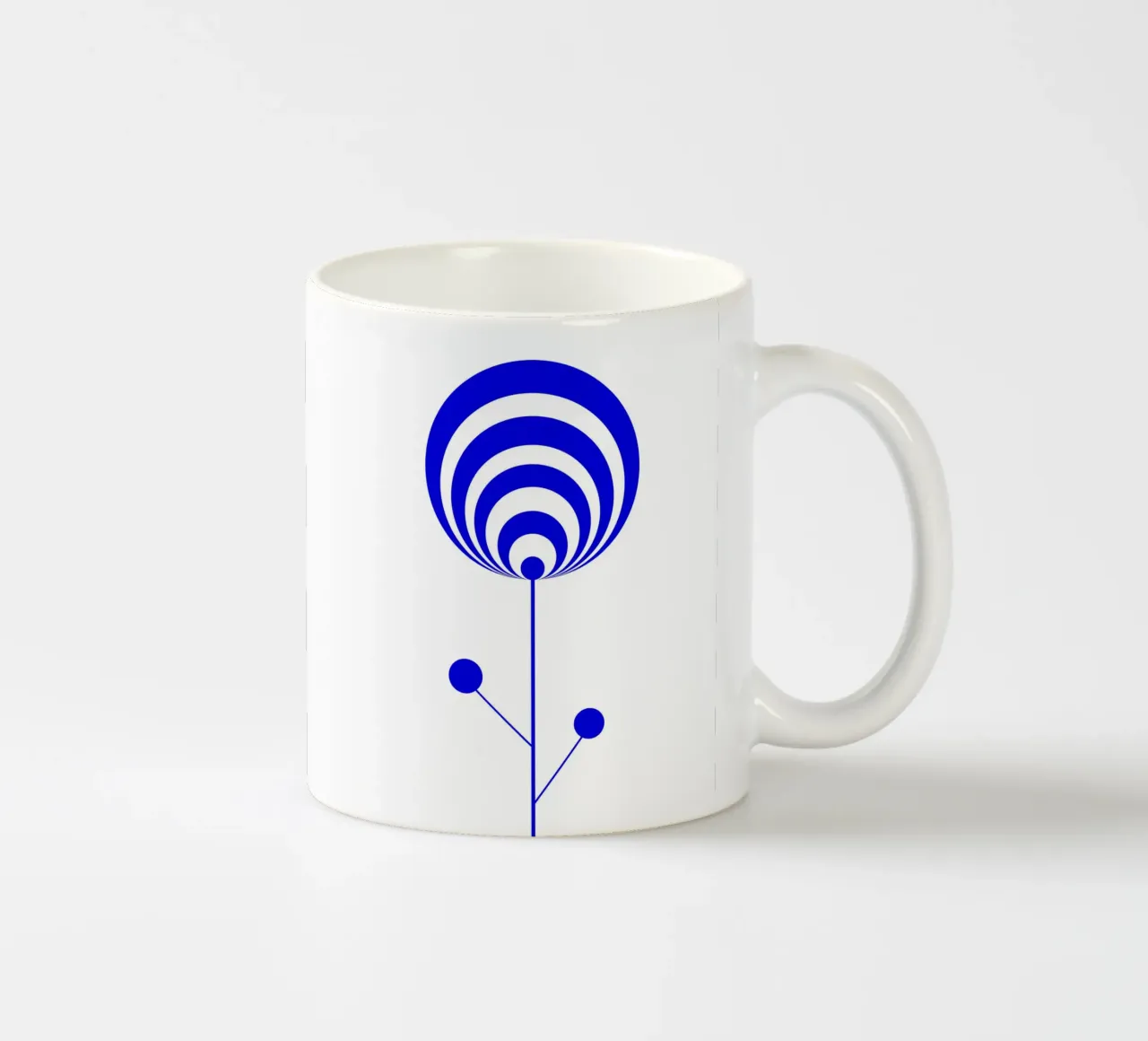 Fiore astratto blu e bianco, fiore lecca-lecca, geometrico tazza in ceramica da Lilou Art