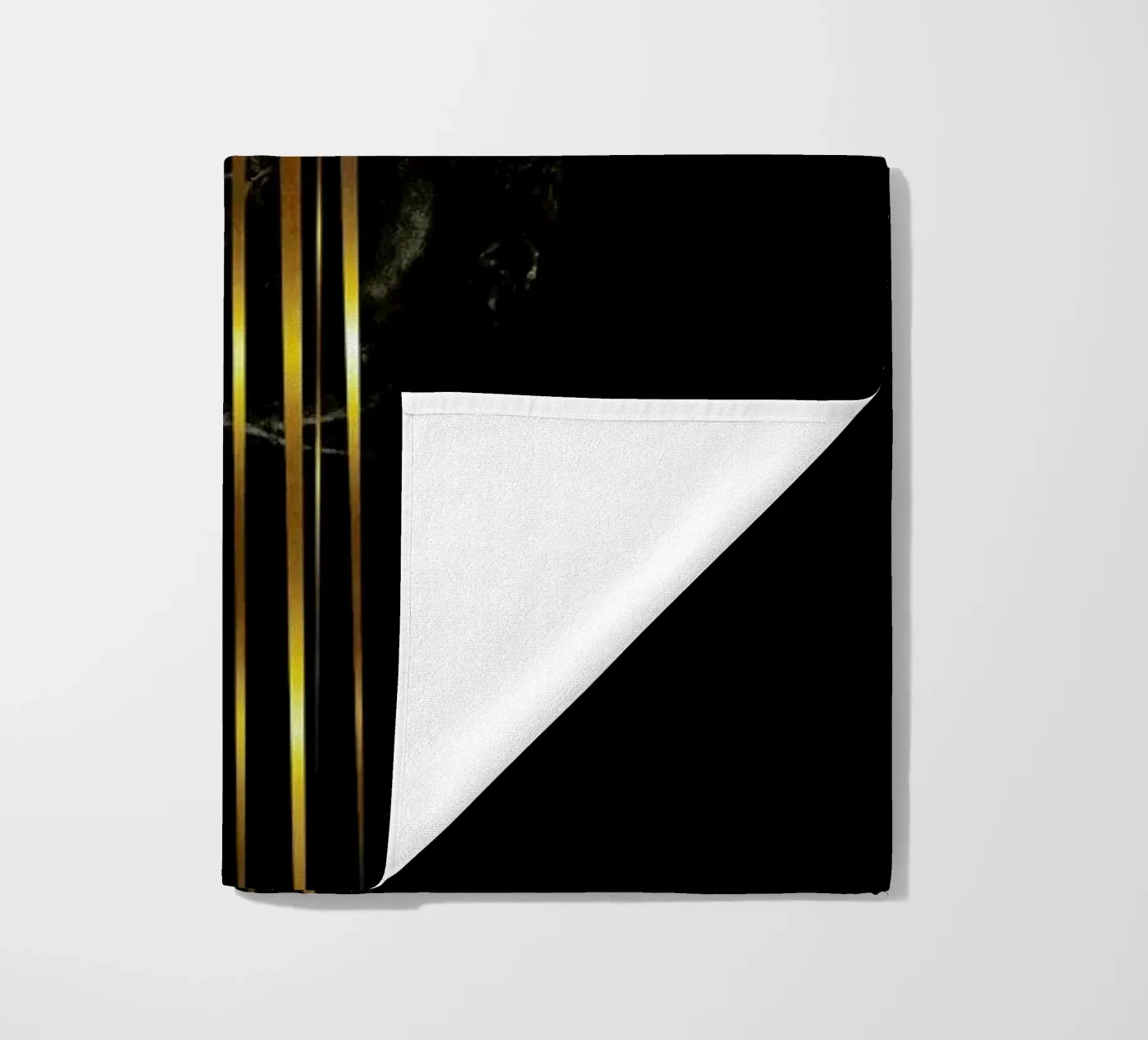 Mds beach towel by Frank Moth