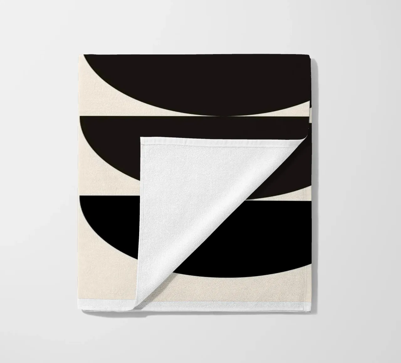 Composizione a semicerchio Bauhaus telo mare da Casa Calm