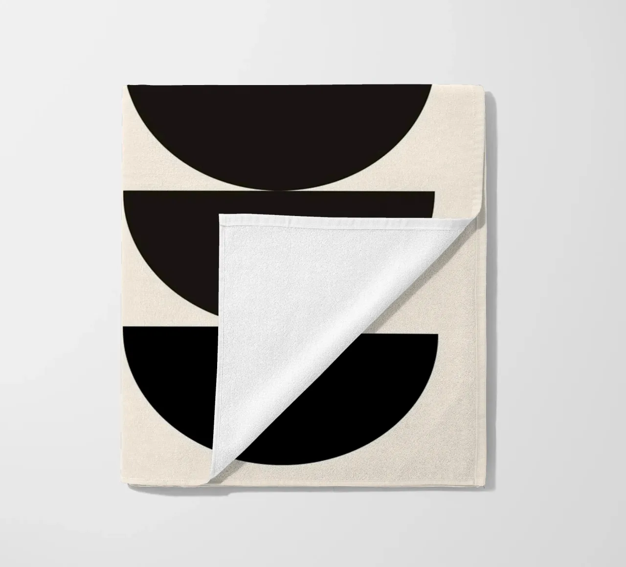 Composizione a semicerchio Bauhaus telo mare da Casa Calm