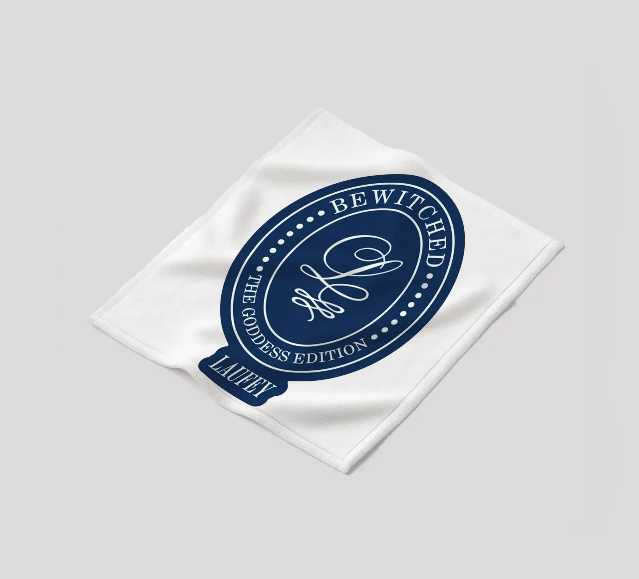 Laufey Emblem Lfy coperta in pile da carleemiller