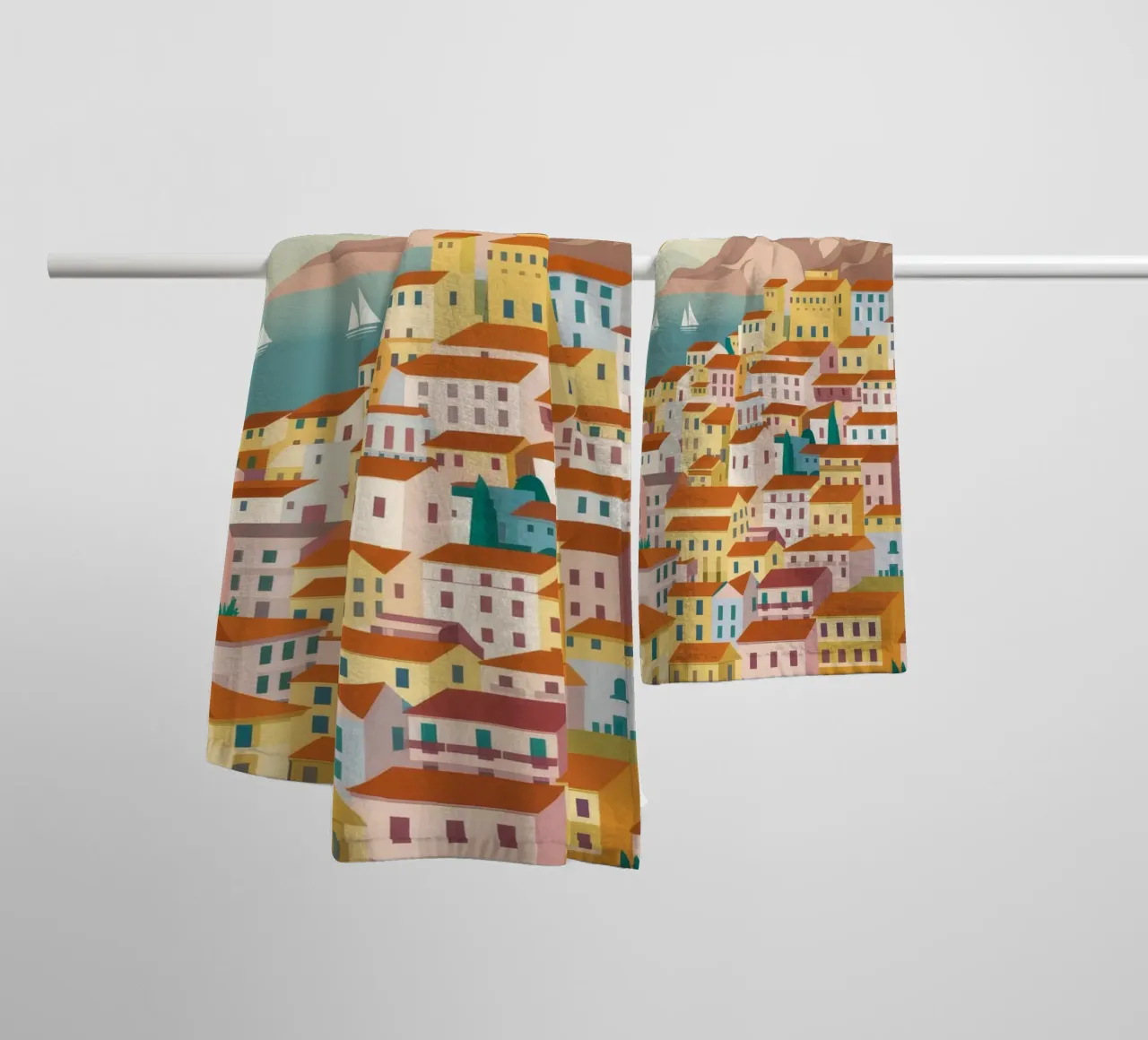 Positano Coastal View asciugamano da bagno da Muse Artworks