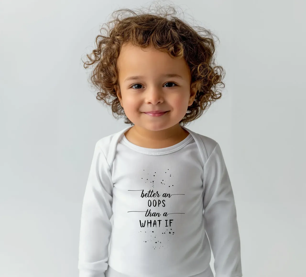 TEXT ART Better an oops than a what if body neonato maniche lunghe da Melanie Viola