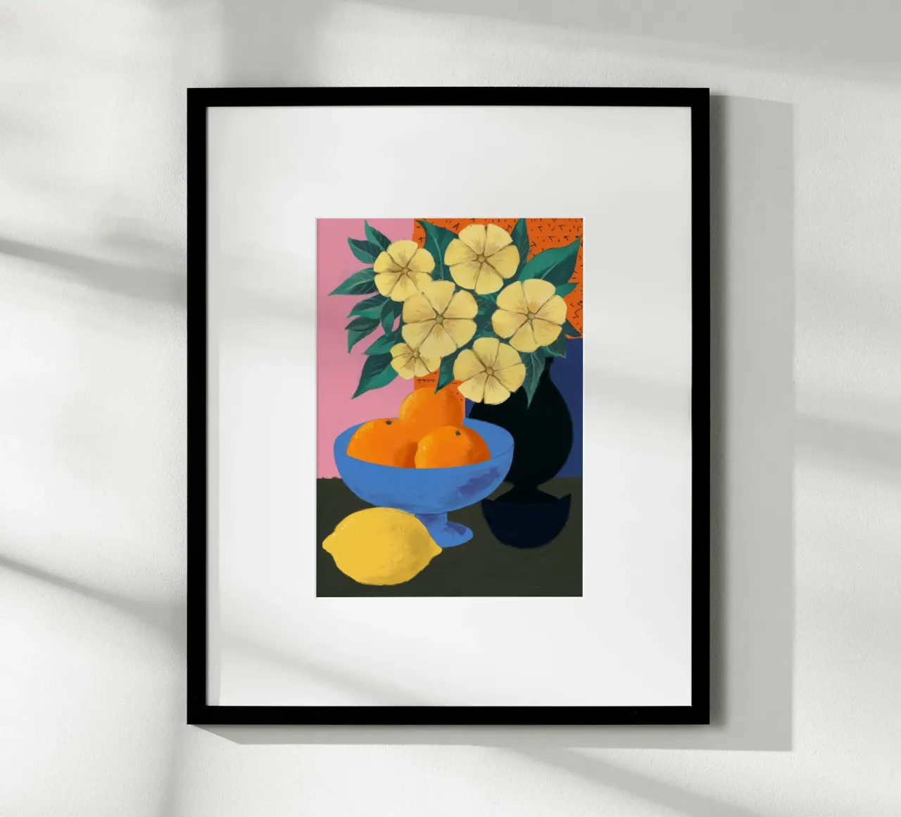 Contrasto al fiore di limone poster con telaio in legno da Tiga Bersama