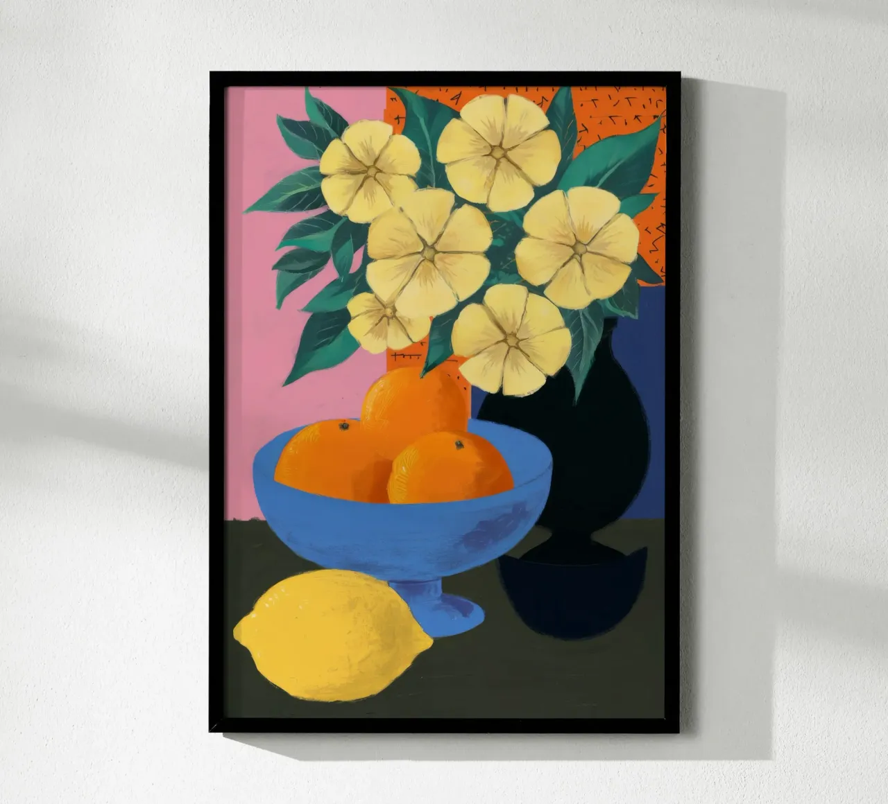 Contrasto al fiore di limone poster con telaio in legno da Tiga Bersama