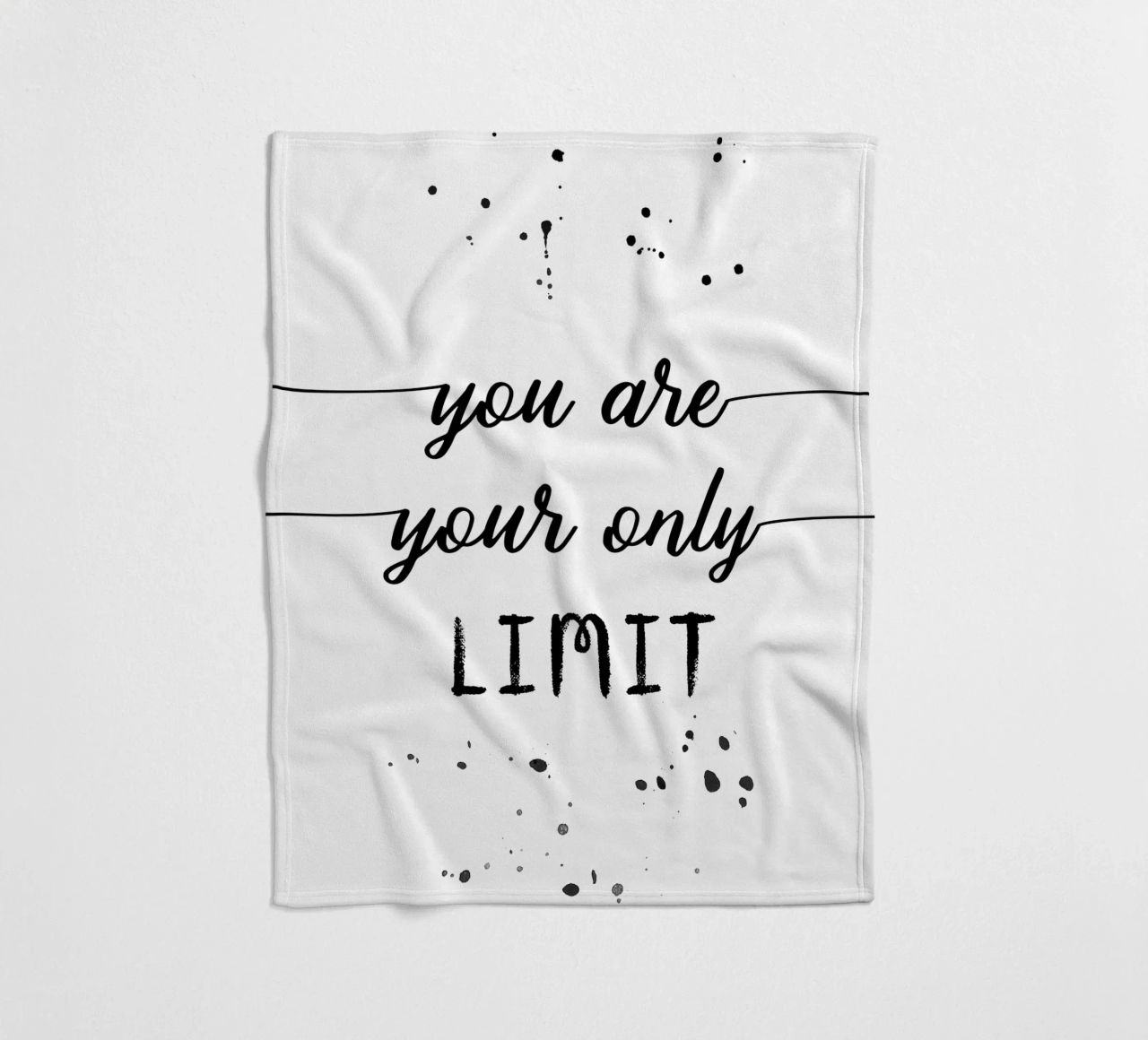 TEXT ART You are your only limit coperta in pile da Melanie Viola