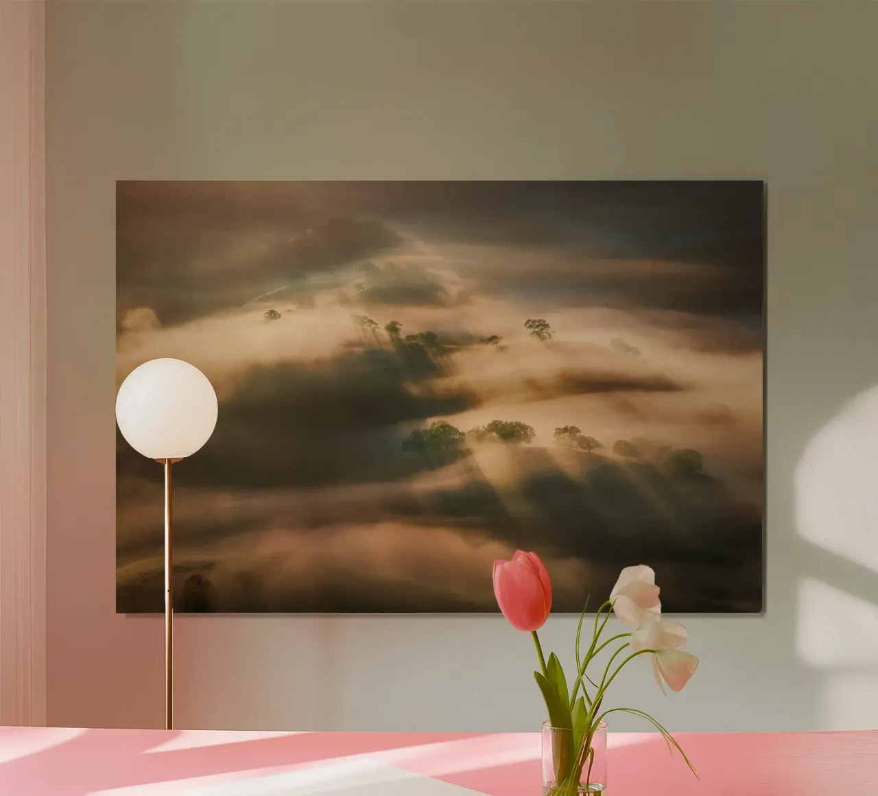 nuvole colline poster con telaio in alluminio da Earthly Visions
