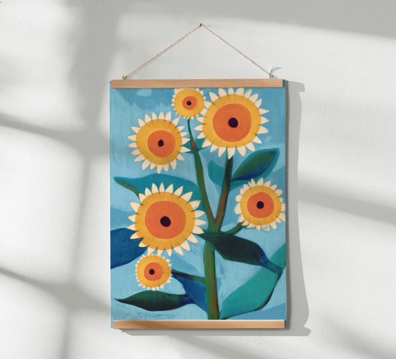 Sunflower Study in Sunny Yellow and Burnt Orange poster con telaio in alluminio da Flow Line