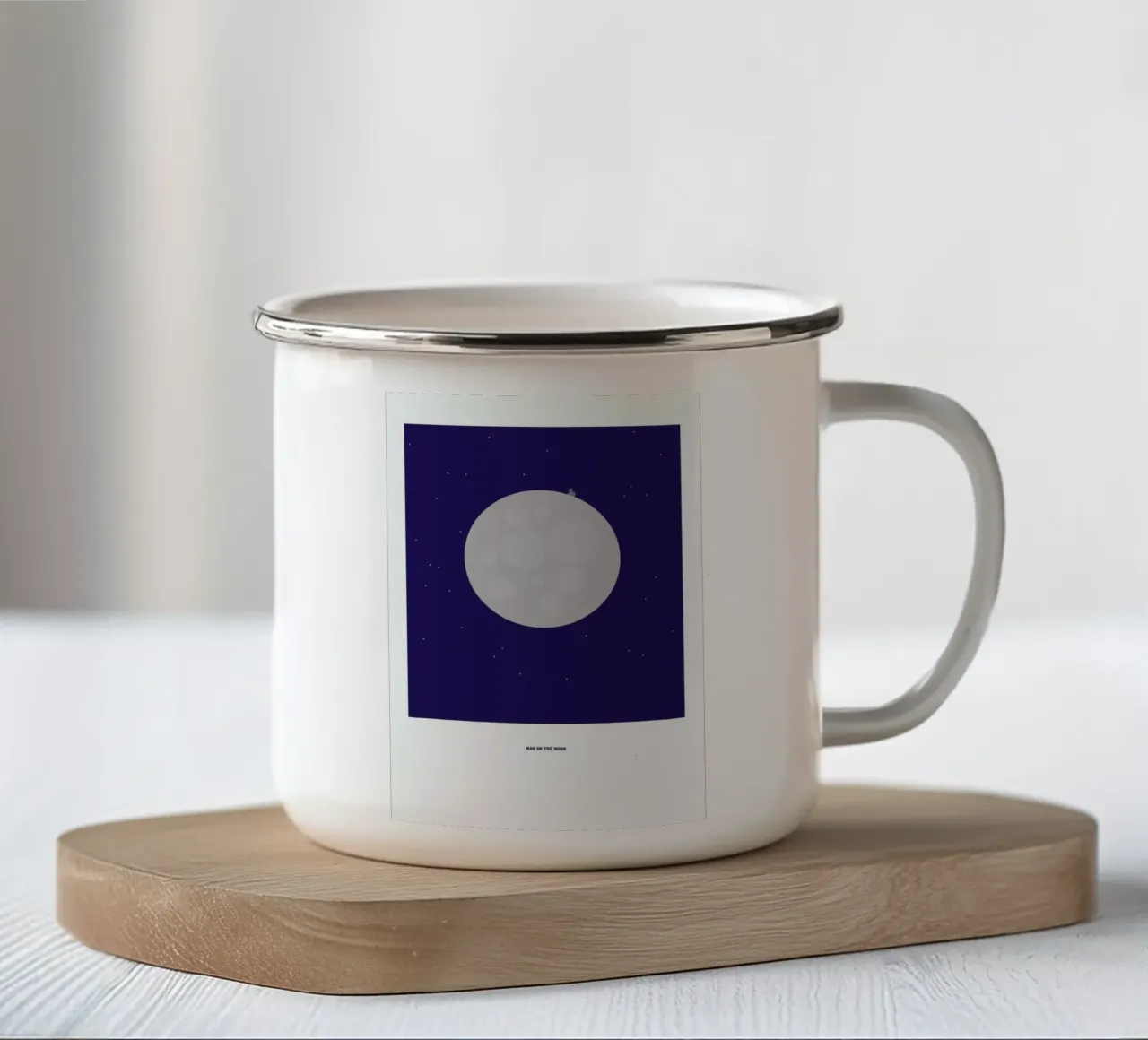 Man on the Moon Emaille Tasse von Christophe Gowans