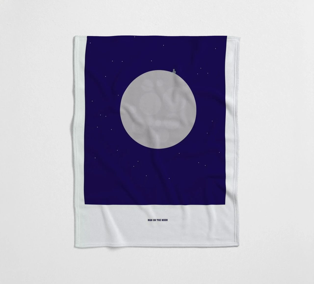 Man on the Moon coperta in pile da Christophe Gowans