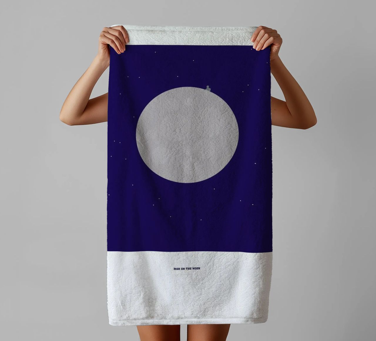 Man on the Moon asciugamano da bagno da Christophe Gowans