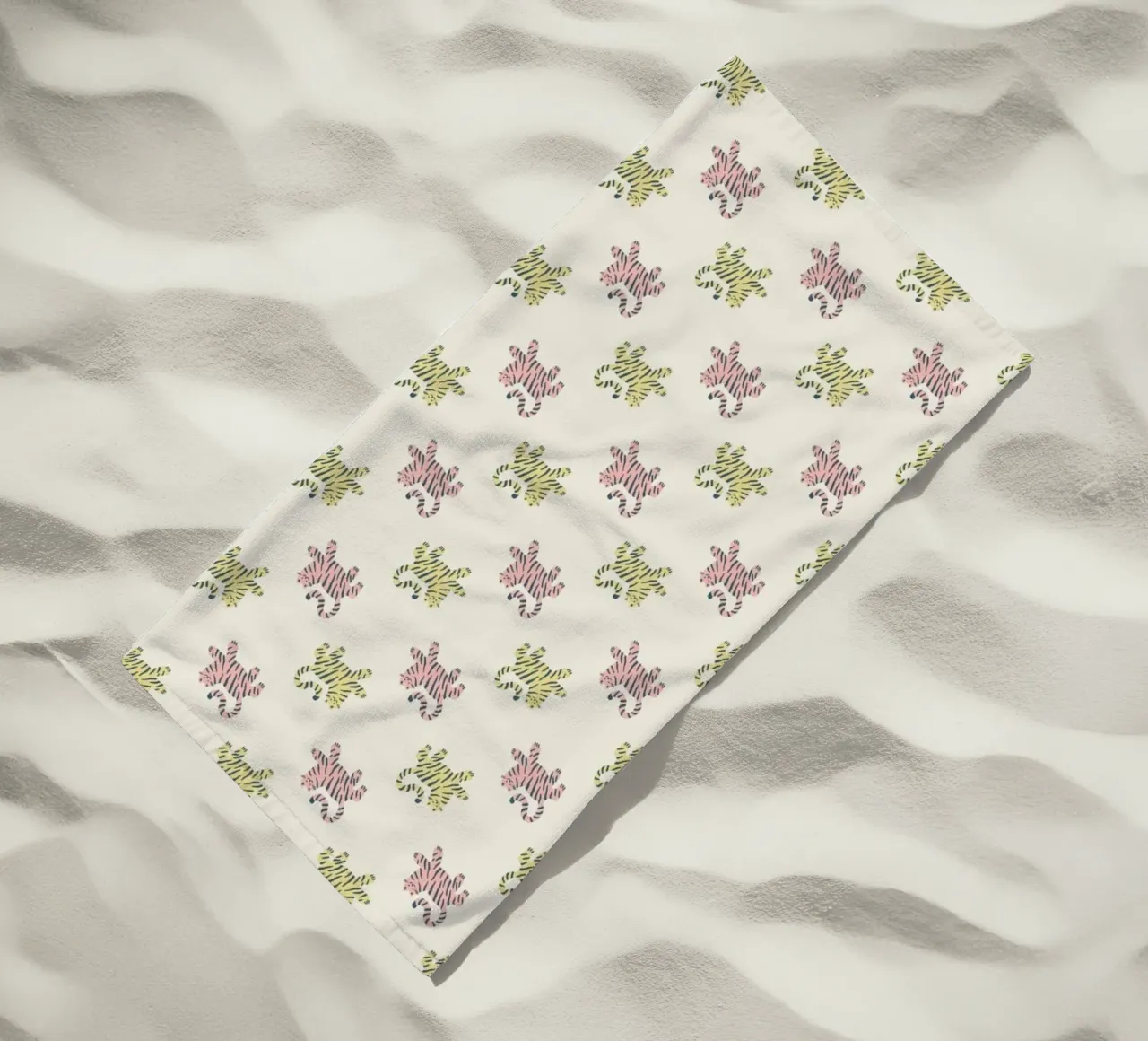 Tiger Pattern No 10 telo mare da treechild