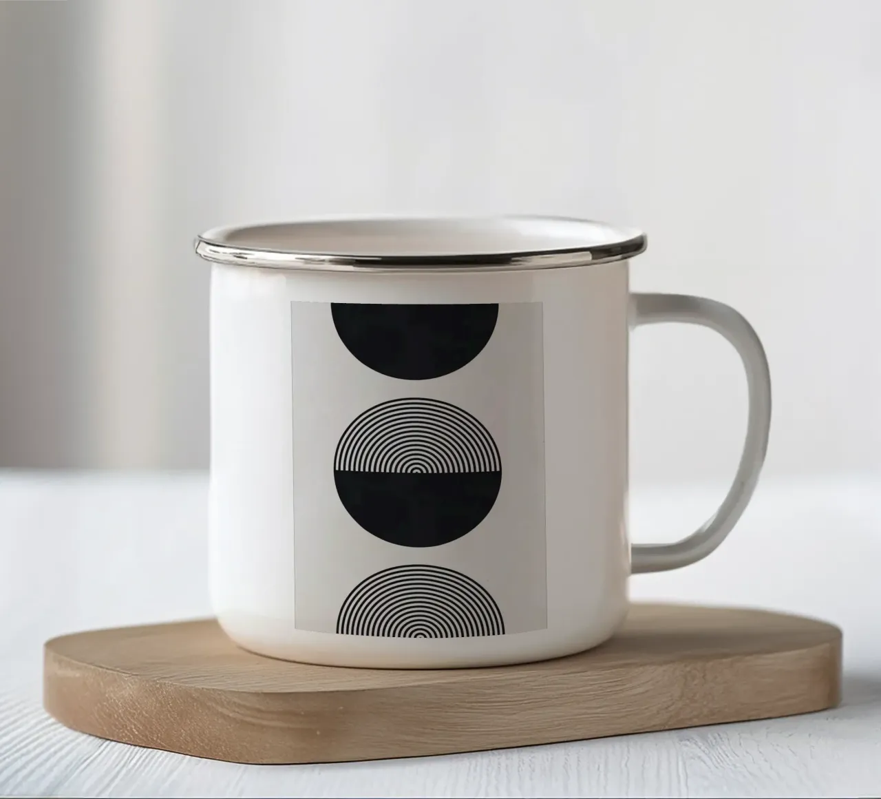 cerchi in bianco e nero tazza in smalto da Ron Bale